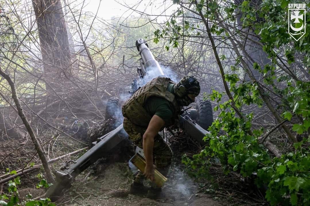 The enemy concentrates efforts near the North and the Iron