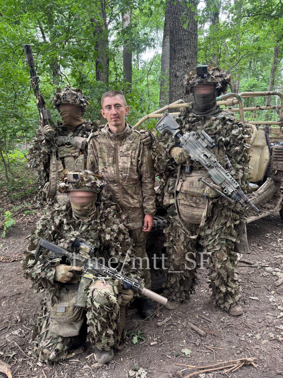 Ukrainian SOF after raid, Russian soldier captured