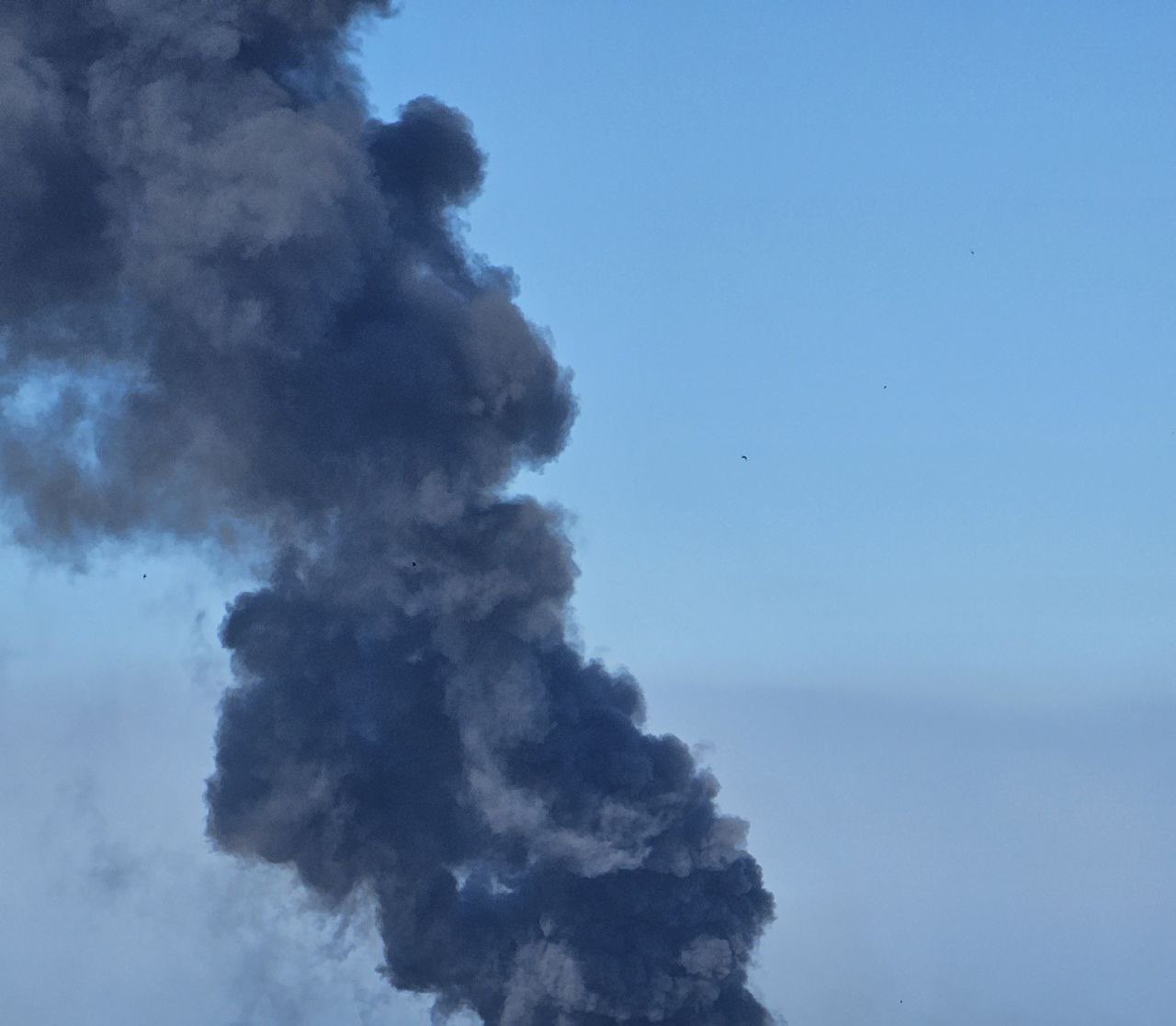 Russian strike kills one injures four in Kharkiv