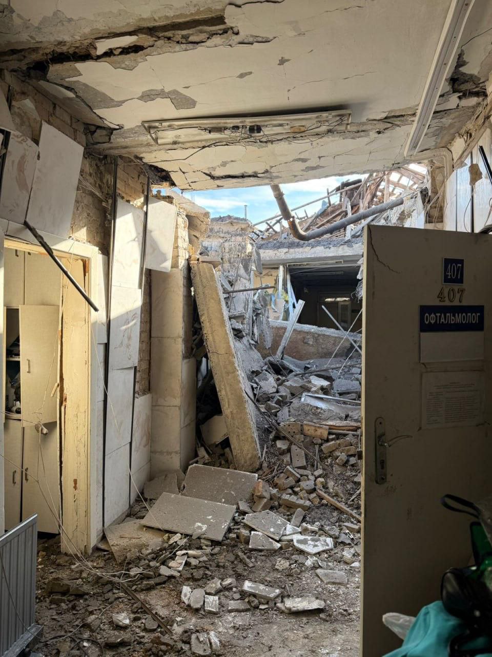 Russian strike on Kyiv damages otolaryngology institute, two injured
