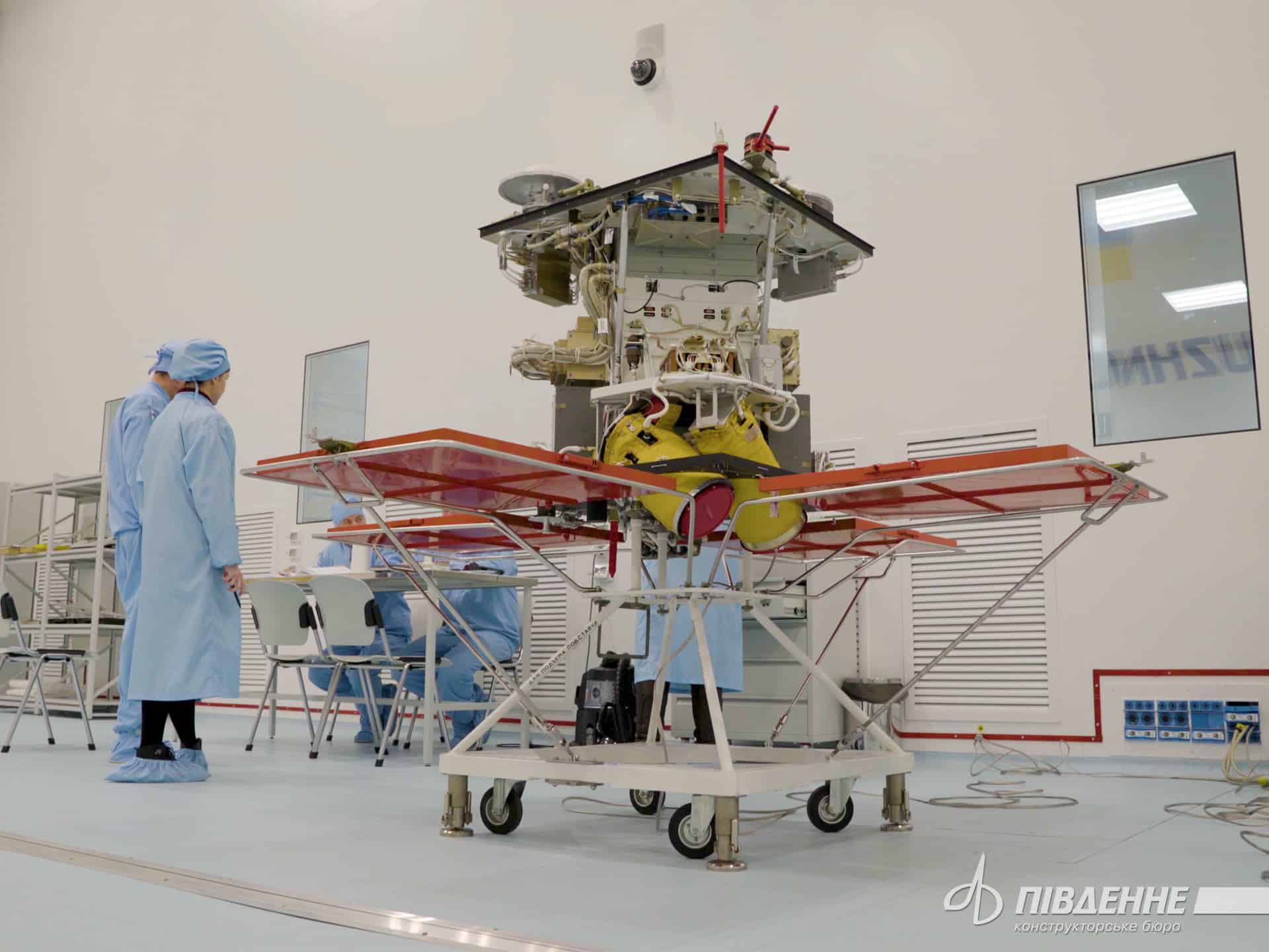 Ukraine to develop satellites with partners from 2026