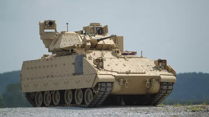 US to Replace Ukraine’s Bradleys with New Active Protection Versions