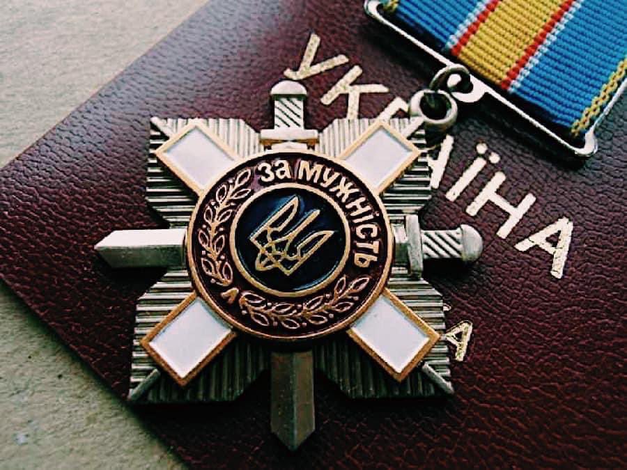 Zelensky Awards Ukrainian Defenders with State Honors