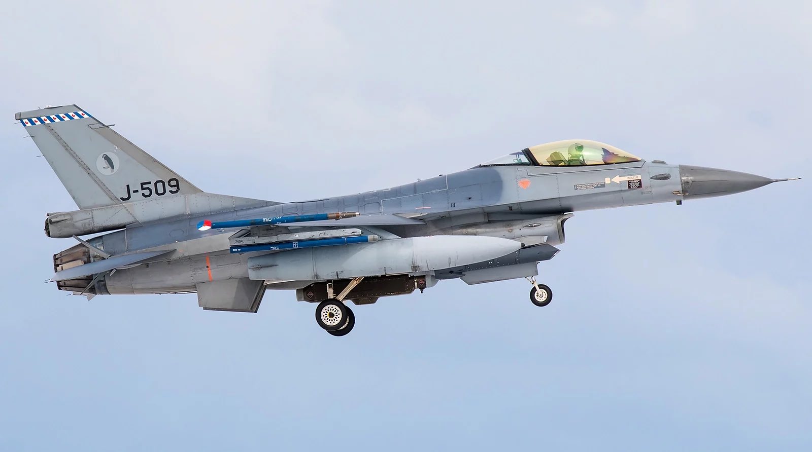 Netherlands delivers final promised F-16s to Ukraine