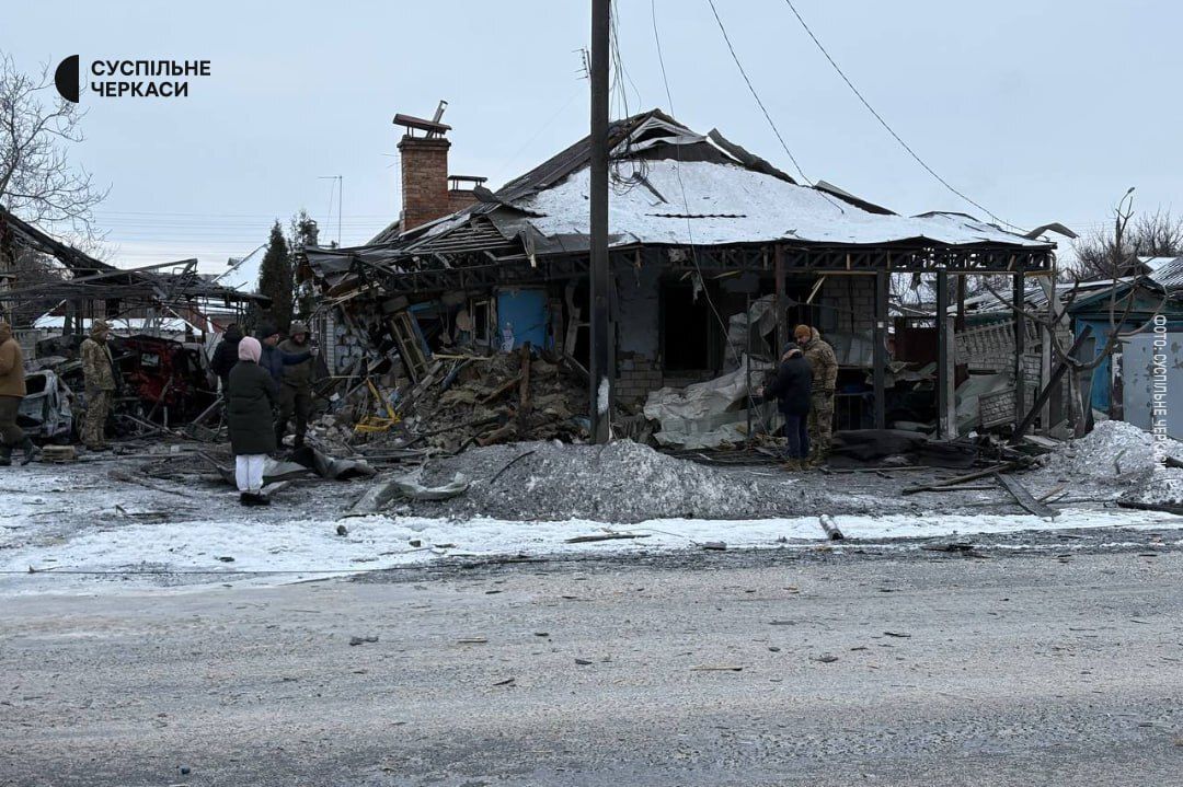 Russia attacks Cherkasy Oblast with 171 drones, ballistic missile; four injured, Uman without heat in -20°C