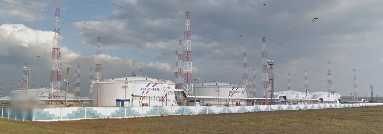 Ukraine SBU Strikes Russian Samara Oil Station Forming Urals Export Blend