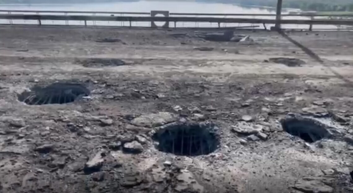 Ukrainian forces hit again around Antonivskyi Bridge