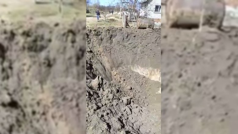 Russian Troops Shell Horodnia in Chernihiv Oblast