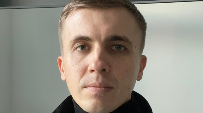 Невідомі погрожують журналісту Ткачу