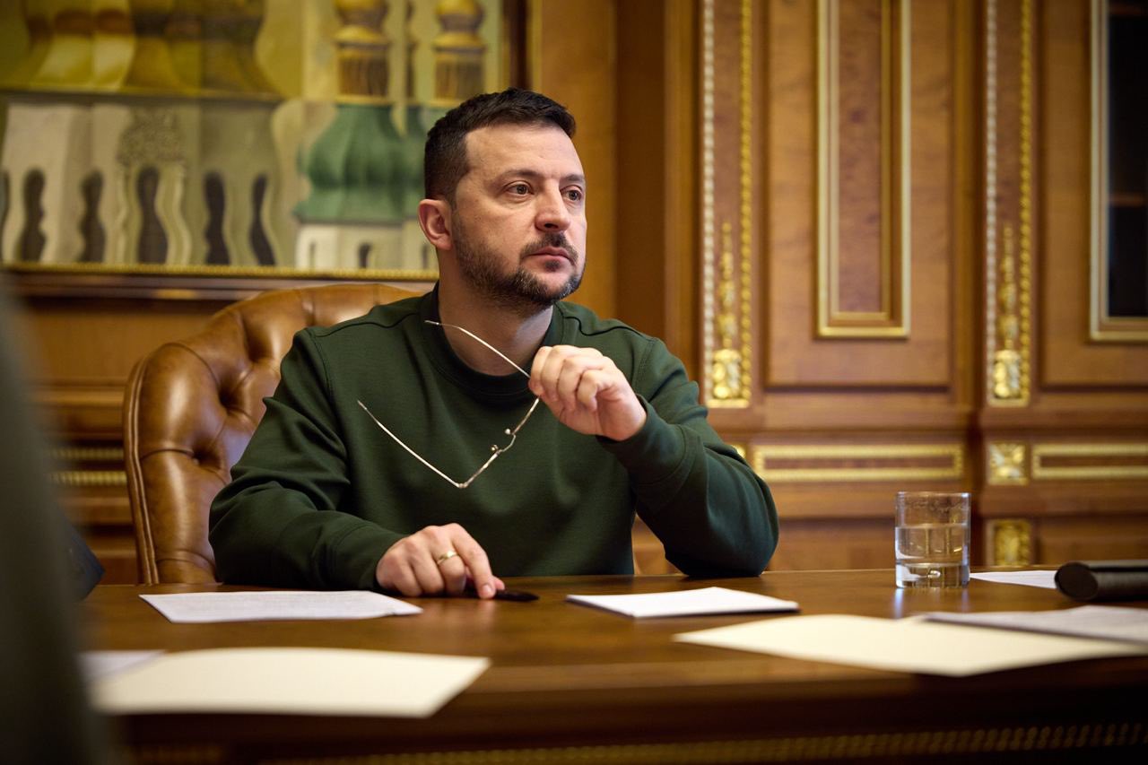 Ukraine lowers draft age to 25, introduces e-cabinet for conscripts