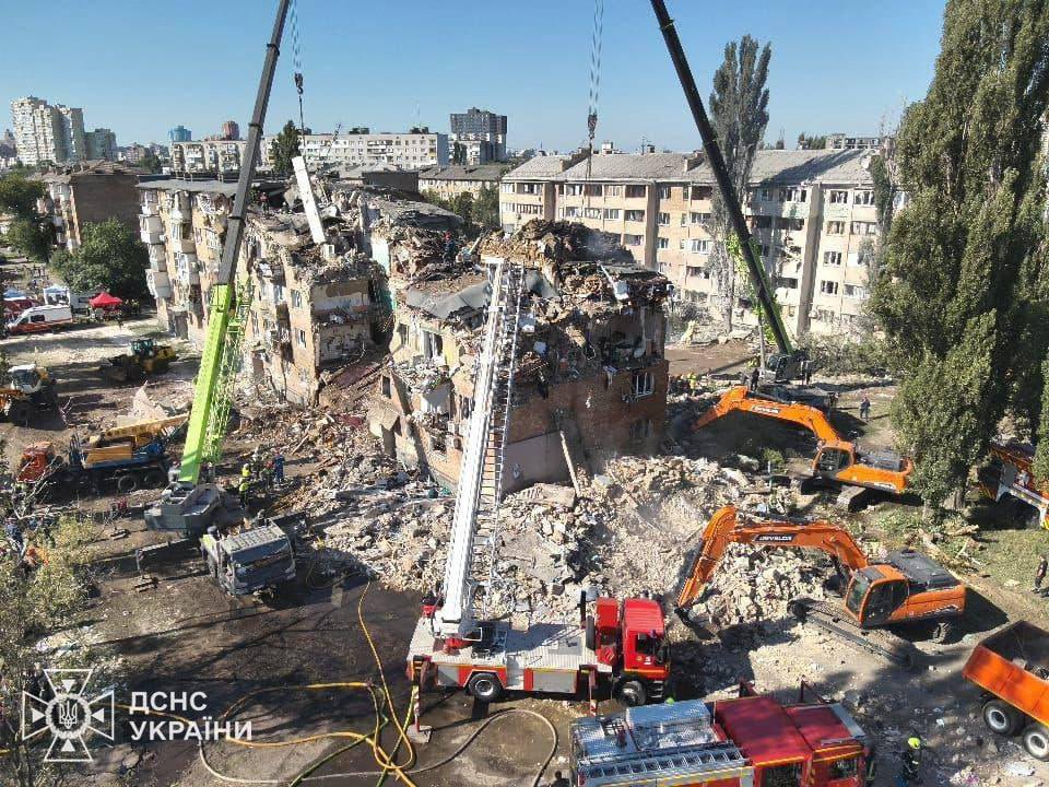 Russian attack on Kyiv kills 22, rescue ongoing