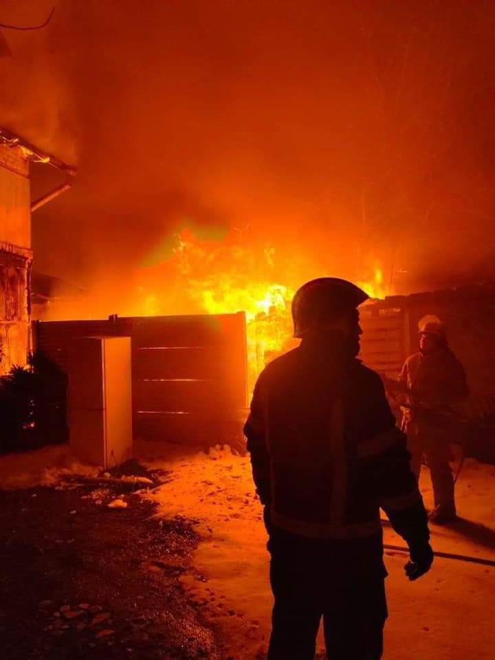 7 found dead under rubble in Kharkiv after shelling