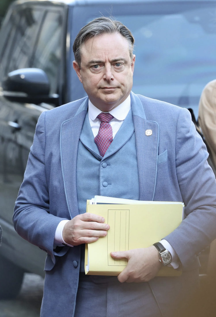 Increased pressure on Belgium over Russian assets