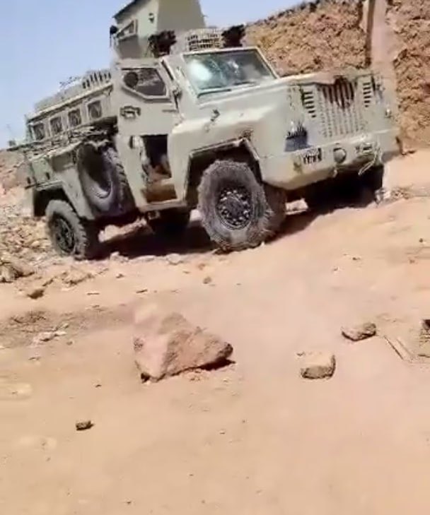 Rebels Capture Two Russian VP11 Armored Vehicles in Mali