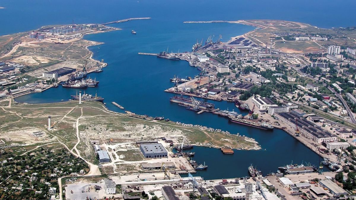 Blasts heard in occupied Sevastopol by locals