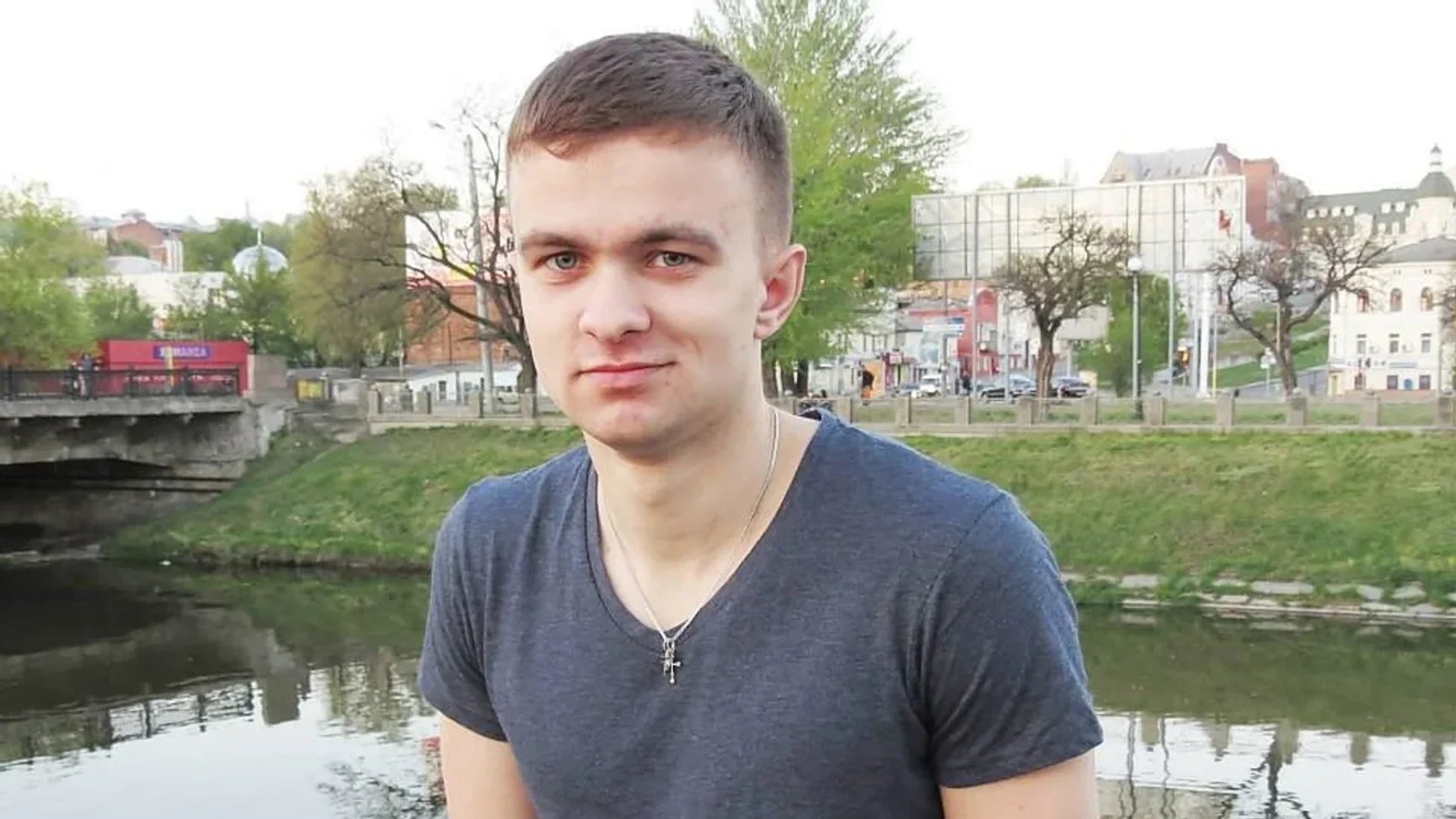 Zelenskyy awards Hero of Ukraine to pilot killed in F-16 crash