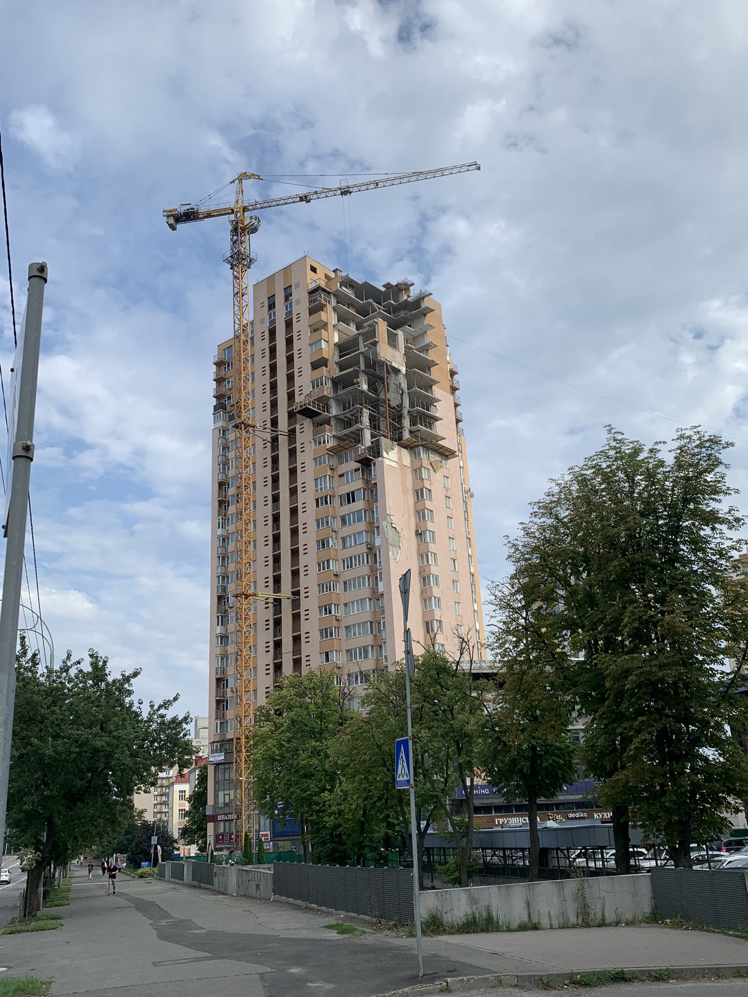Kyiv oublie la guerre malgré les attaques