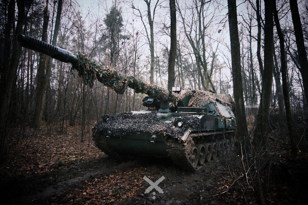 Panzerhaubitze 2000 in service with the 43rd Artillery Brigade