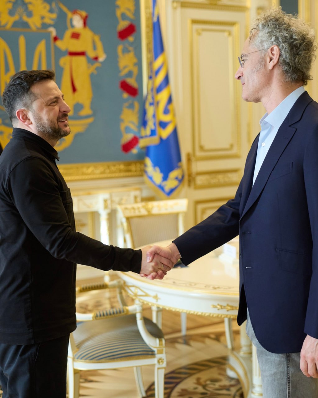 Zelensky meets Palantir CEO to discuss cooperation