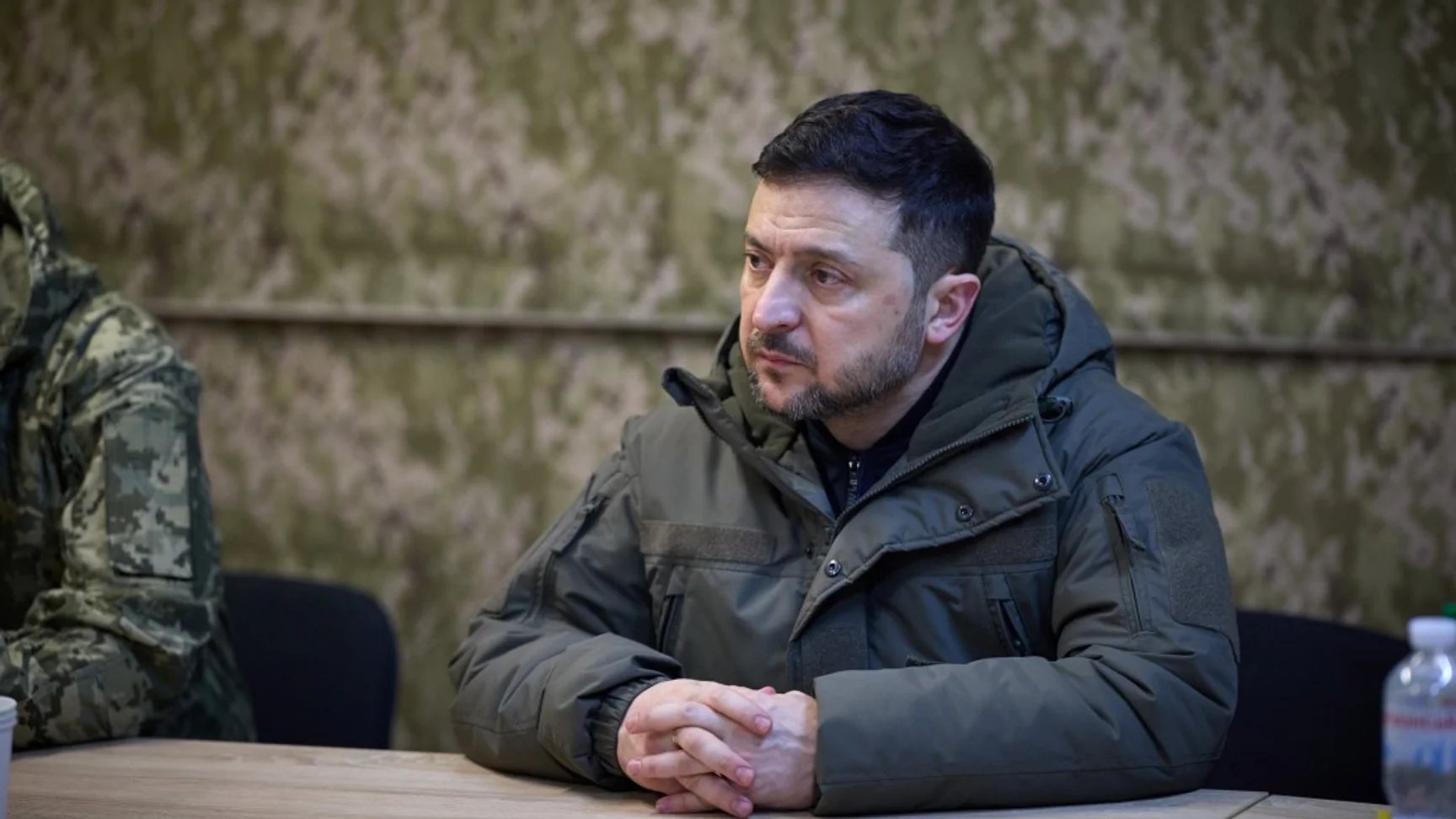 Zelenskyy reveals his ‘cards’ after White House meeting, saying ‘everyone can see them now’