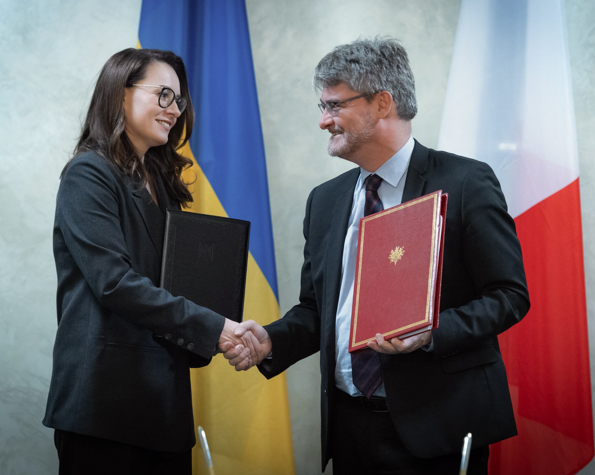 France backs Ukraine with €200M for critical infrastructure