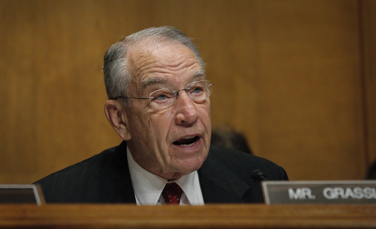 Republican senator reveals Russian abduction accounts, demands action for Ukrainian children