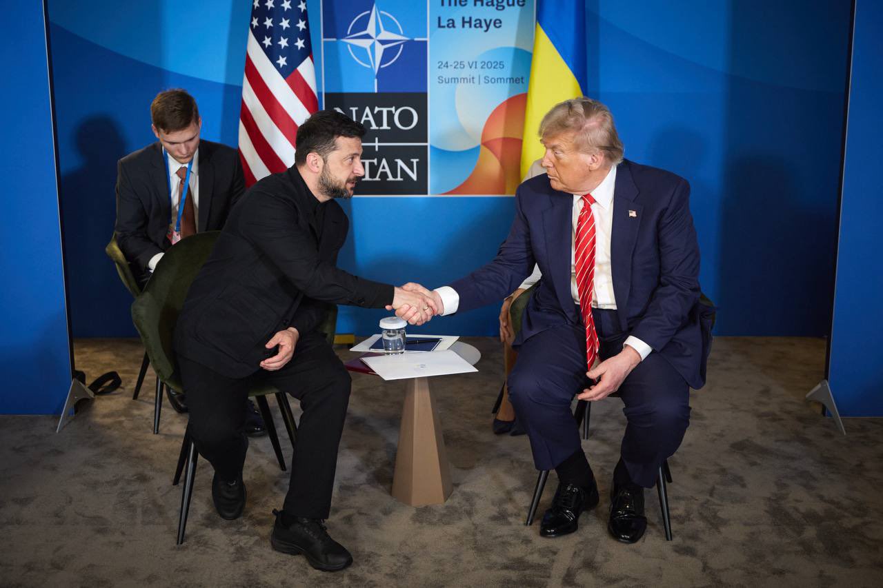 Зеленський обговорив з Трампом ситуацію на фронті