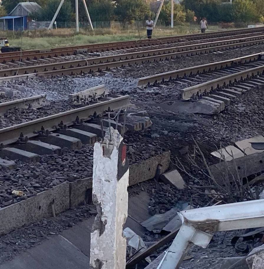 Railway damaged near occupied Melitopol after explosions