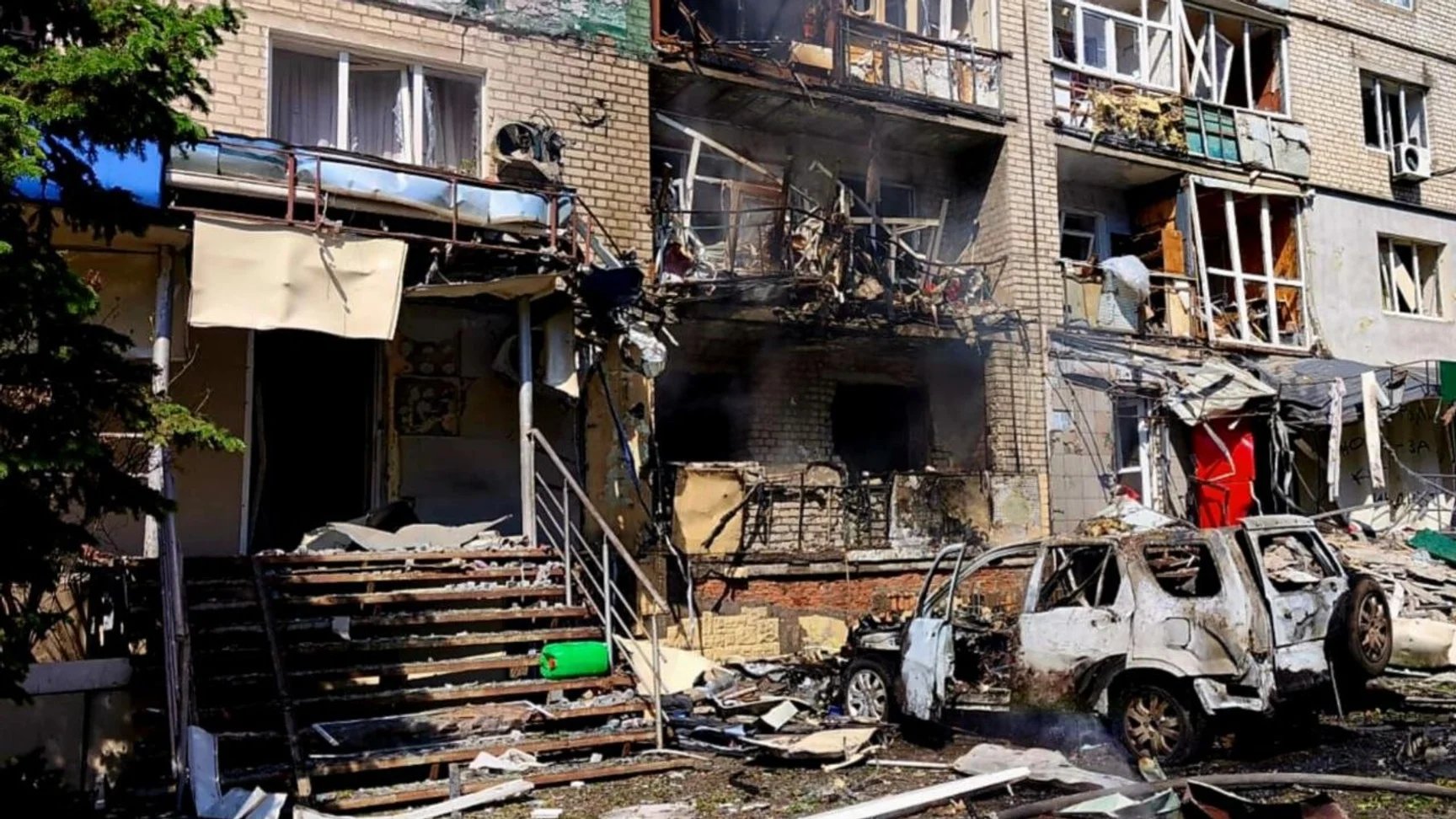 Russia attacks Pavlohrad, injuring civilians including a child