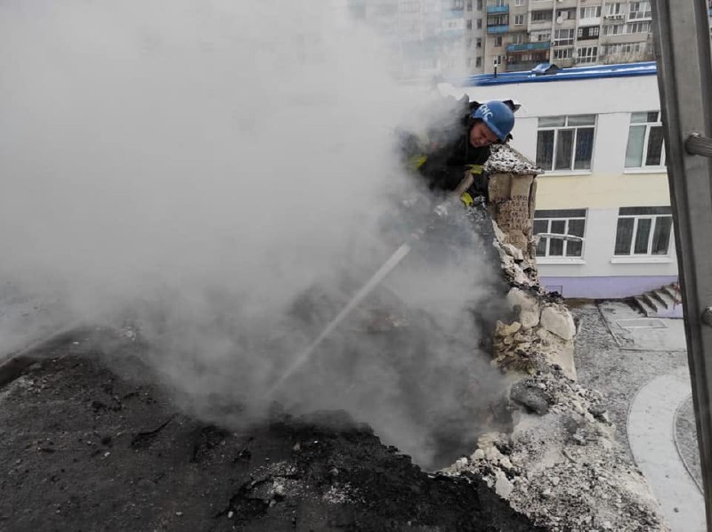Russian shelling hits Luhansk Oblast, killing one and injuring three, cutting gas pipelines.