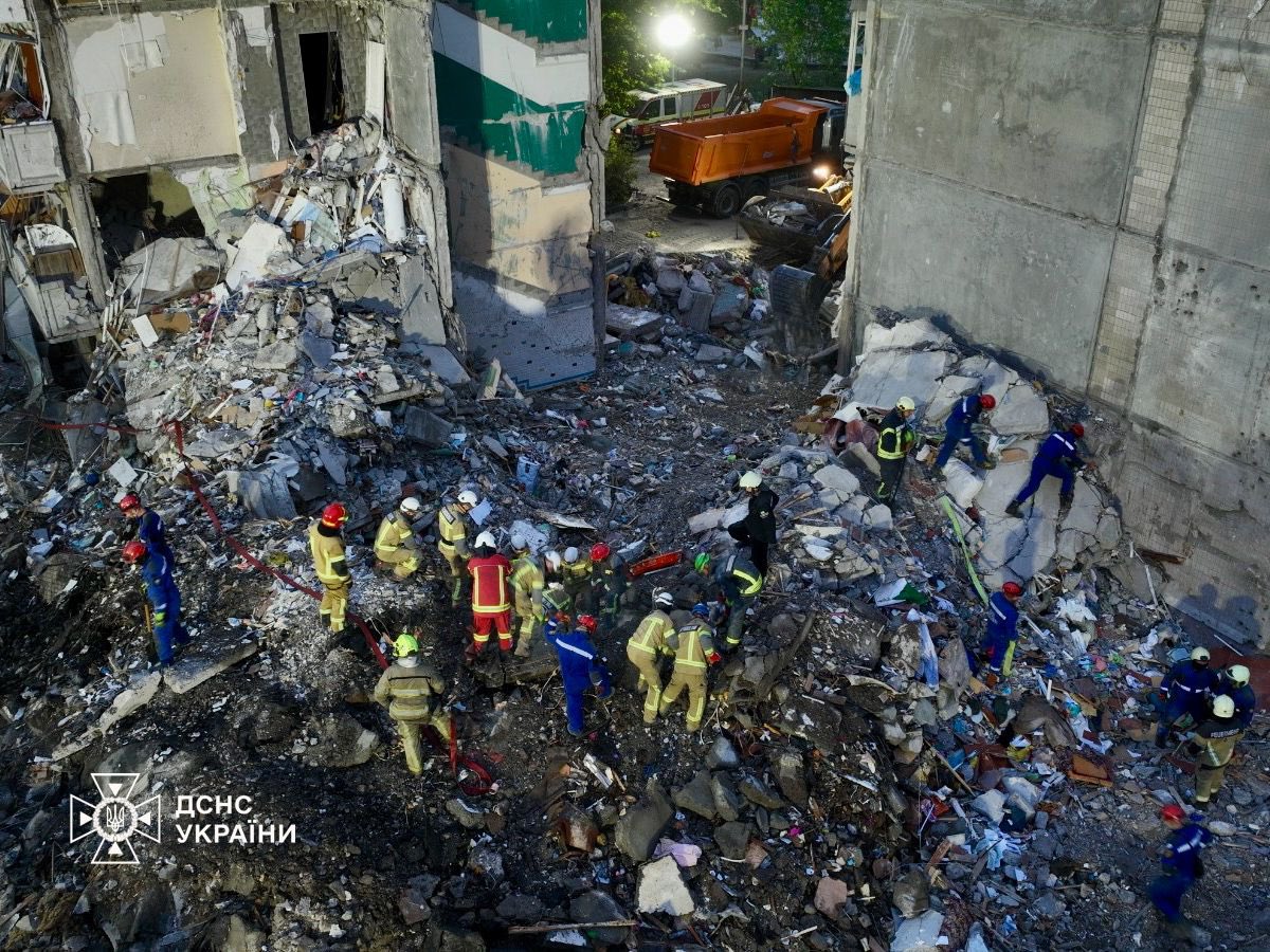 Missile strike kills 21 including children, reminiscent of Kharkiv