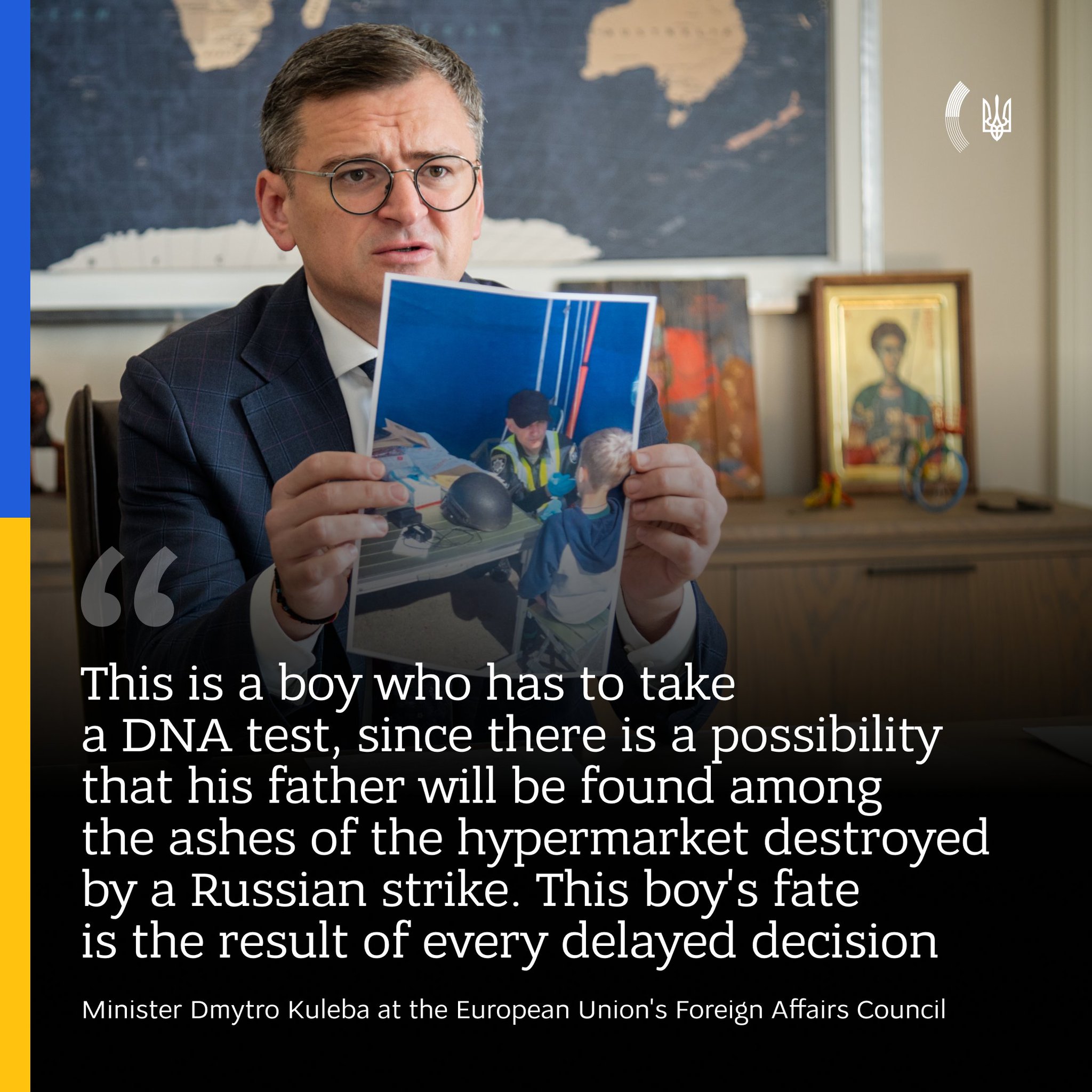 Ukrainian FM shows photo of Kharkiv boy at EU meeting