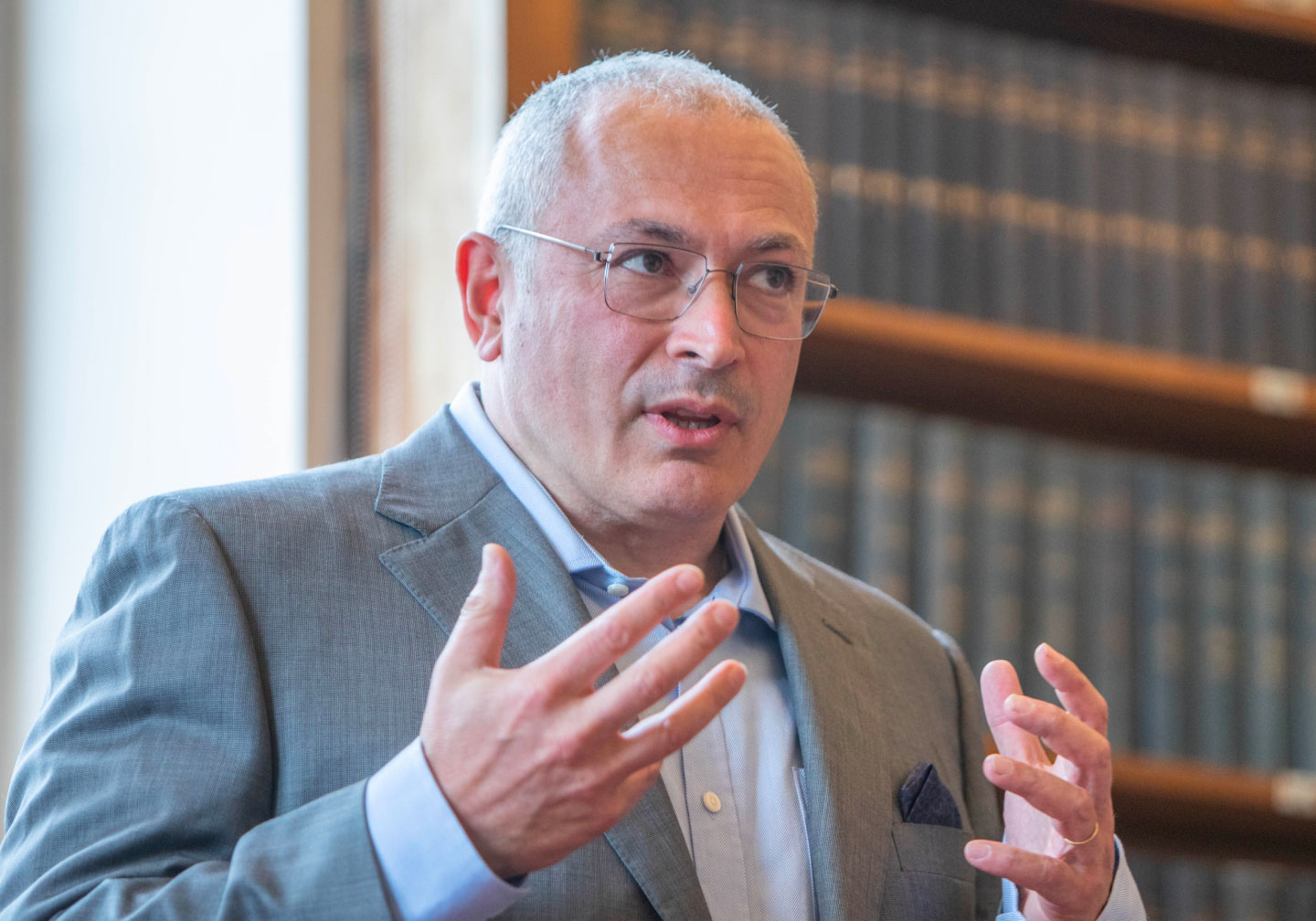 Khodorkovsky urges Trump to arm Ukraine with Tomahawks and talk tough to Putin