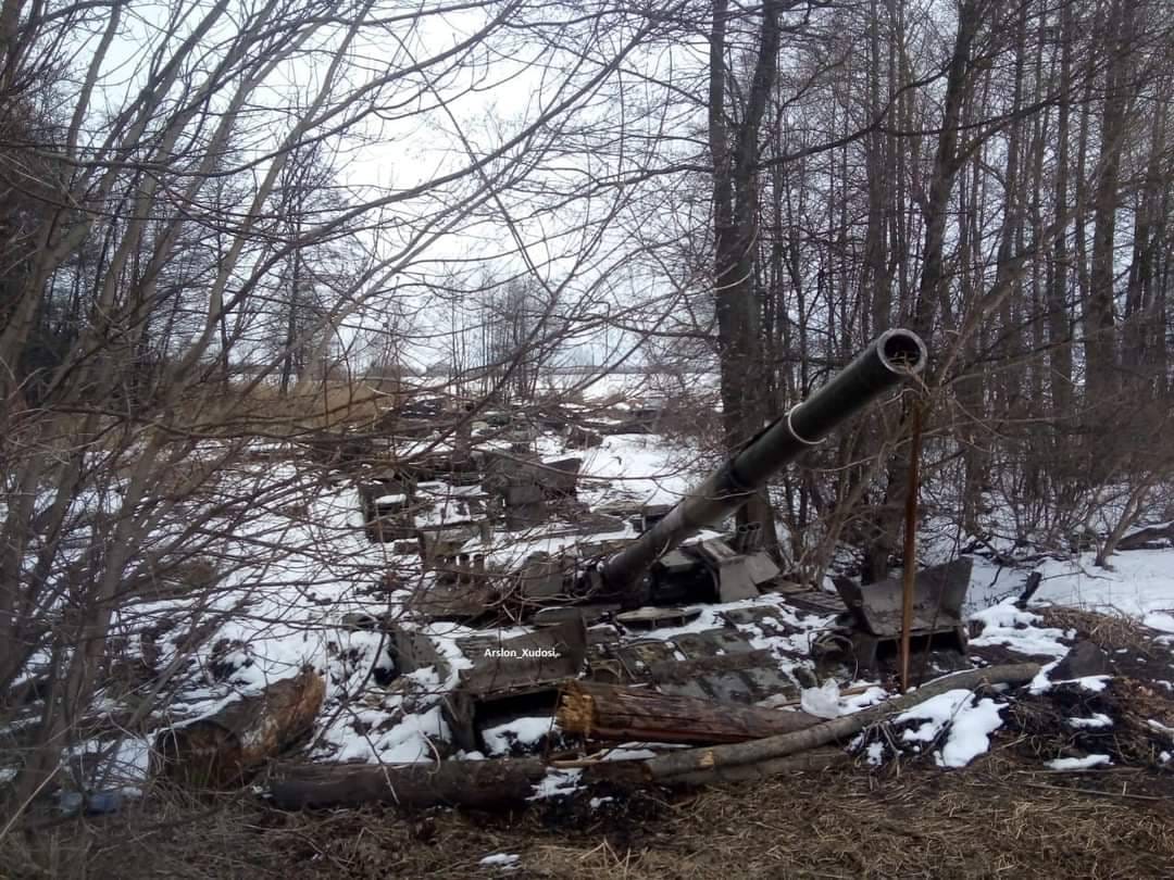 Russian occupiers destroy their own property not burned by Ukraine’s Armed Forces
