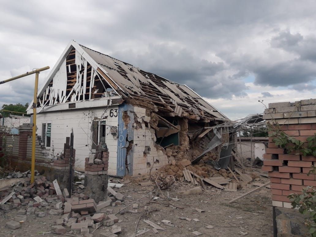 Russian fascists strike civilian neighborhood in Huliaipole, Zaporizhia
