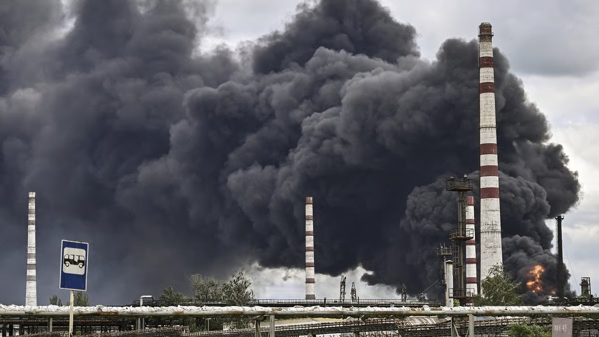 Ukraine strikes Russian oil refineries 158 times, hits 24 of 33