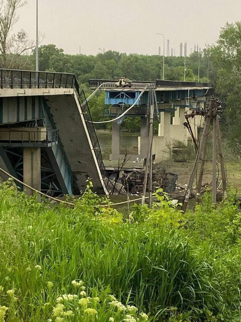 EU-rebuilt bridge destroyed by Russia again; Ukraine rejects Minsk-3 ceasefire.