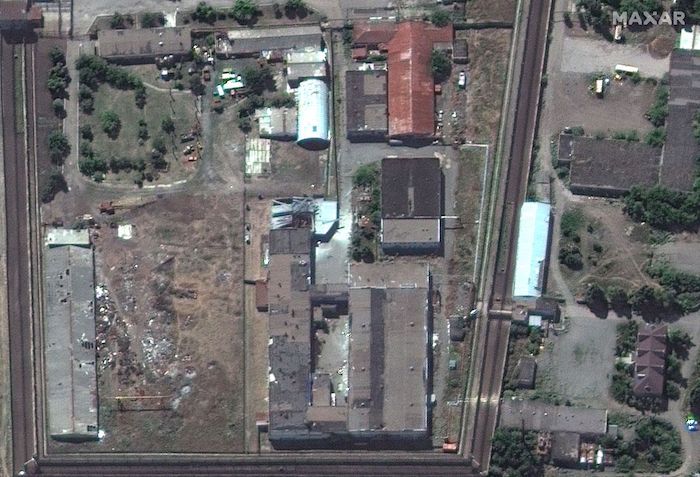 Russia blew up 53 Ukrainian POWs, then honored killers with medals