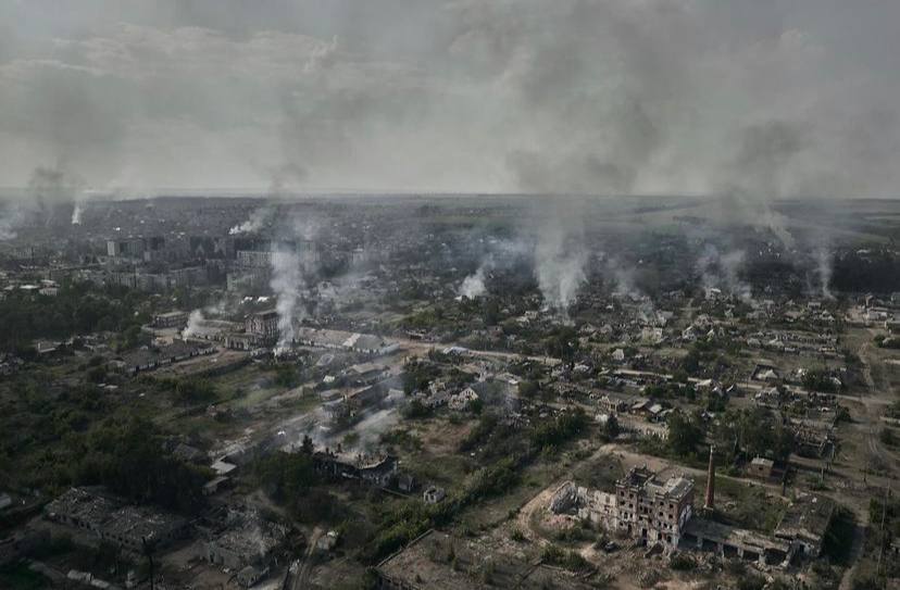 Russians Bogged Down in Vovchansk, Kharkiv Oblast, Despite Replenishments