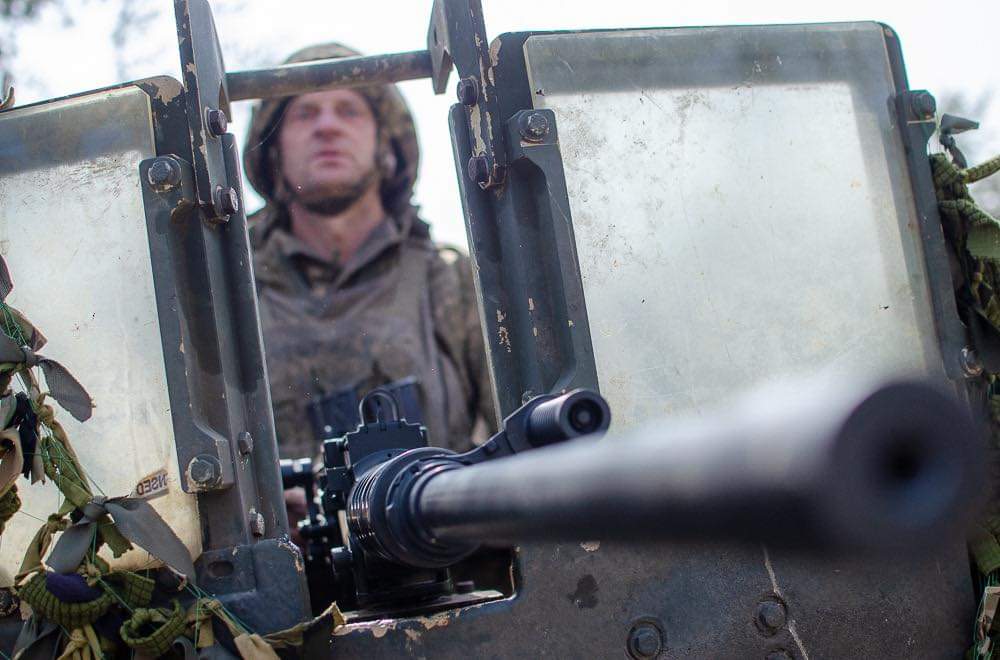 Hammer – an excellent tool for feeding ammunition