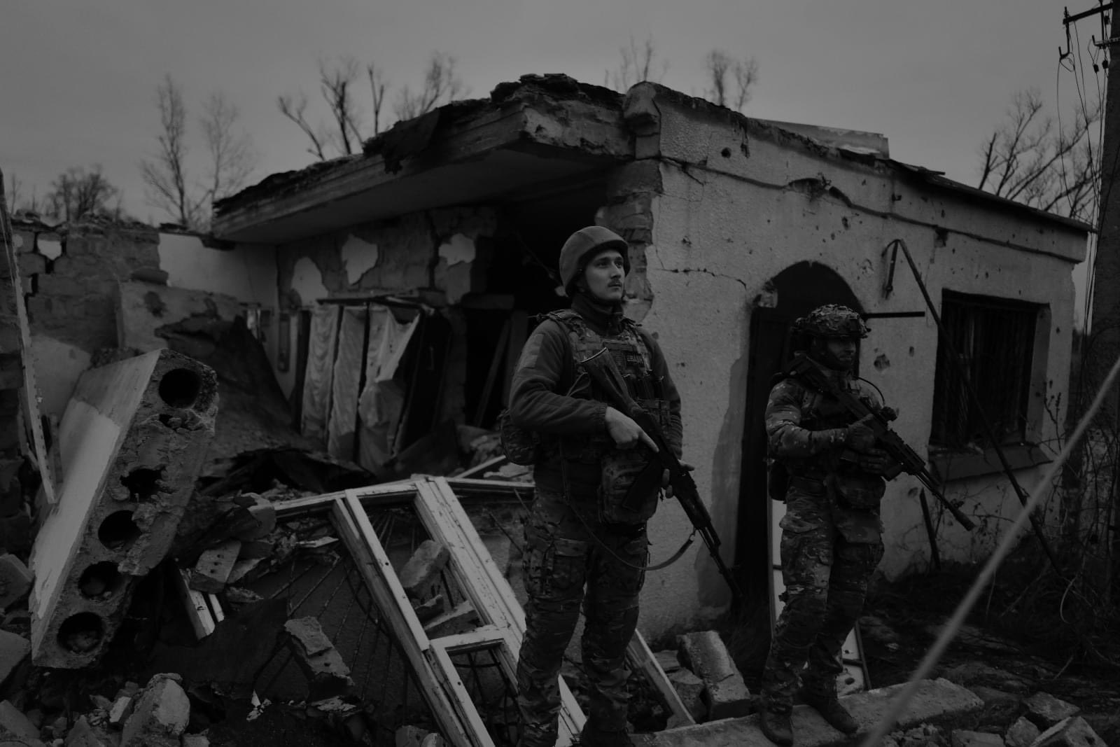 Dutch photographer documents the Khartia brigade in a frontline village