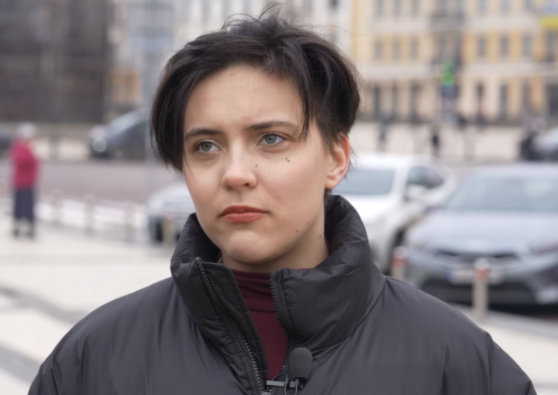 Crimean Ukrainian woman joins Ukrainian army