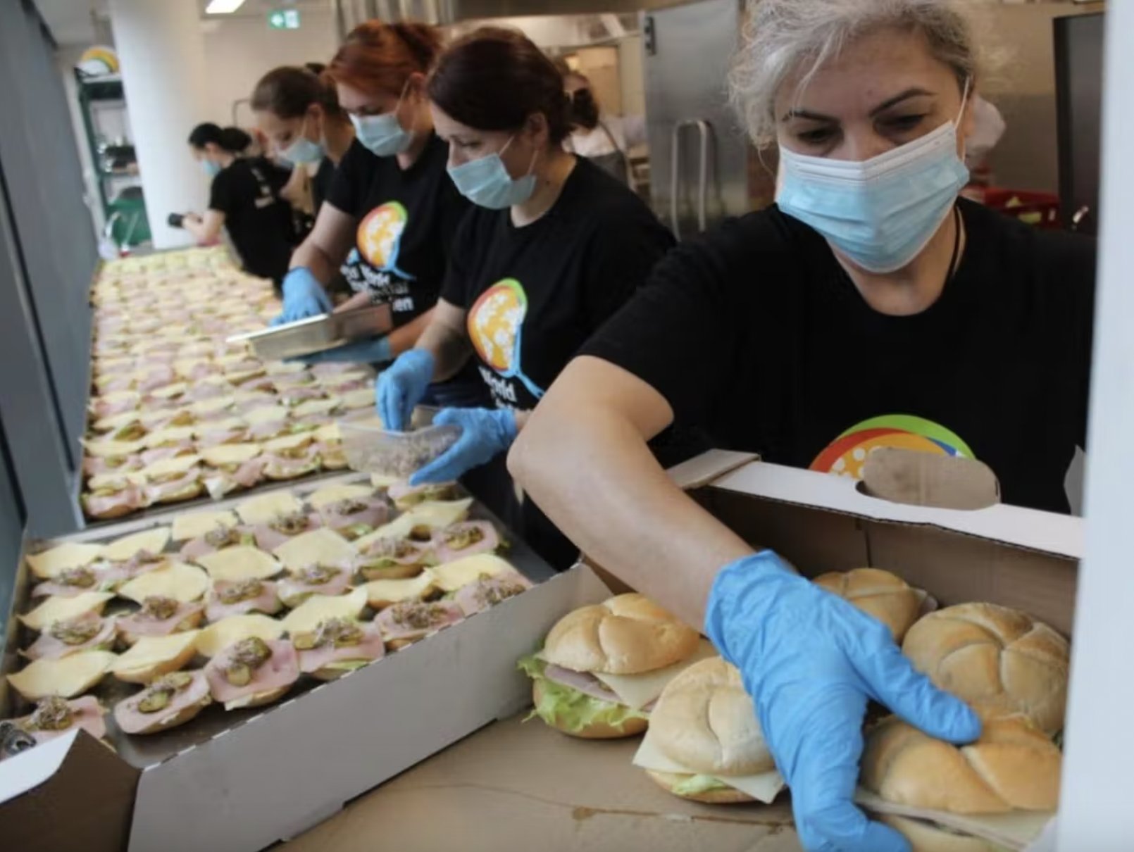 Chef thanks leadership, pledges to serve Ukraine refugees