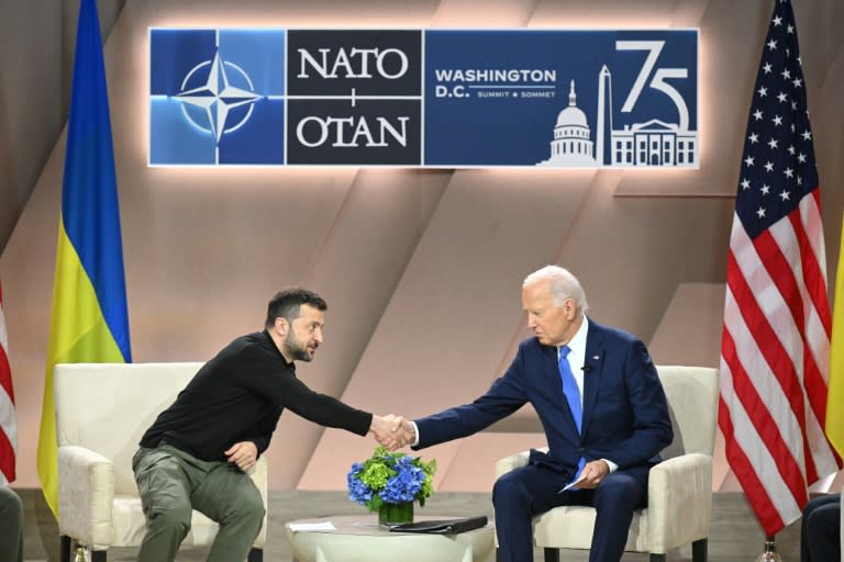 Biden and Zelensky meet as US denies strikes on Russia