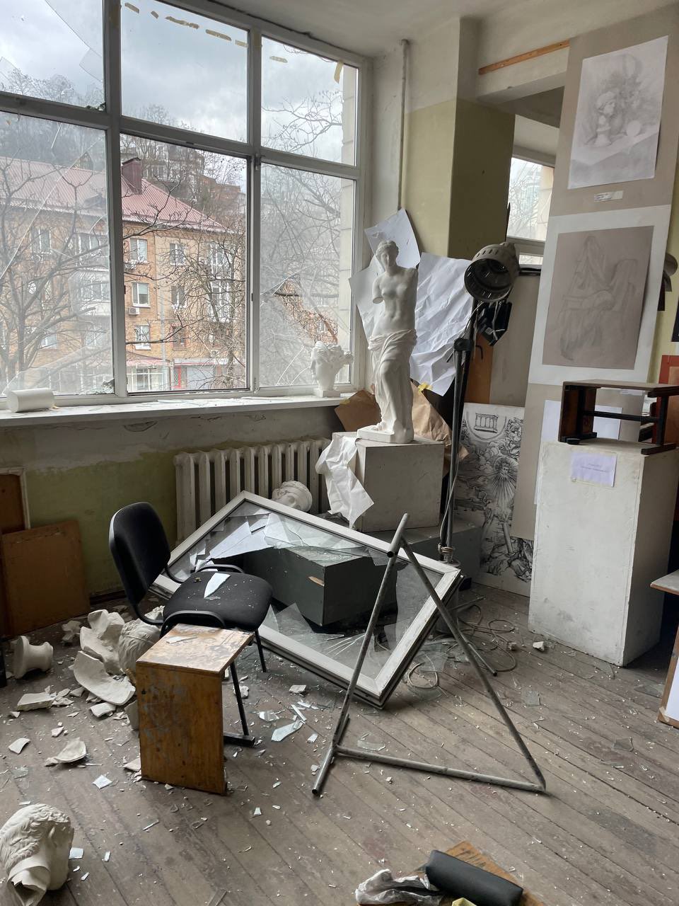 Arming Ukraine: A Clear Choice for Artistic Freedom Advocates