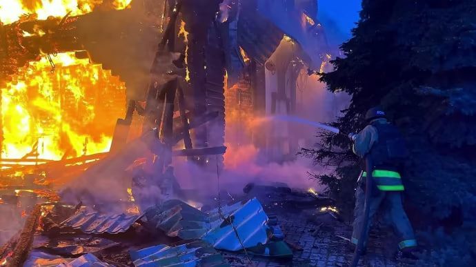 Russian attacks kill man, injure elderly in Dnipro; hit Nikopol and Marhanetska