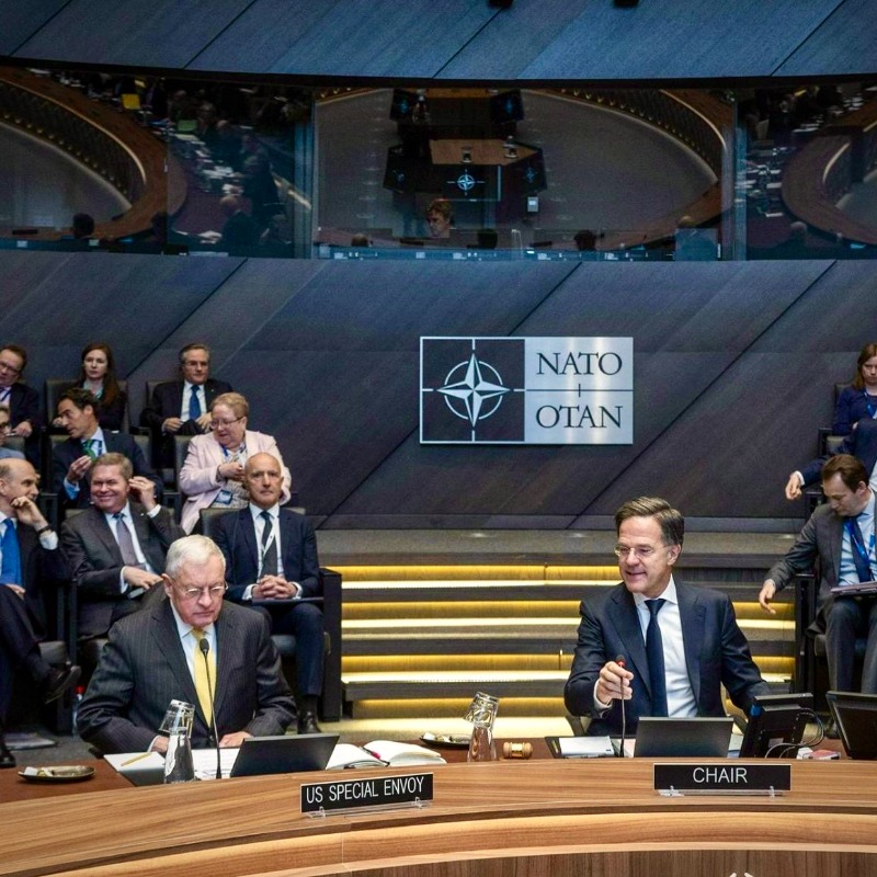 NATO chief meets US envoy on ending Ukraine war