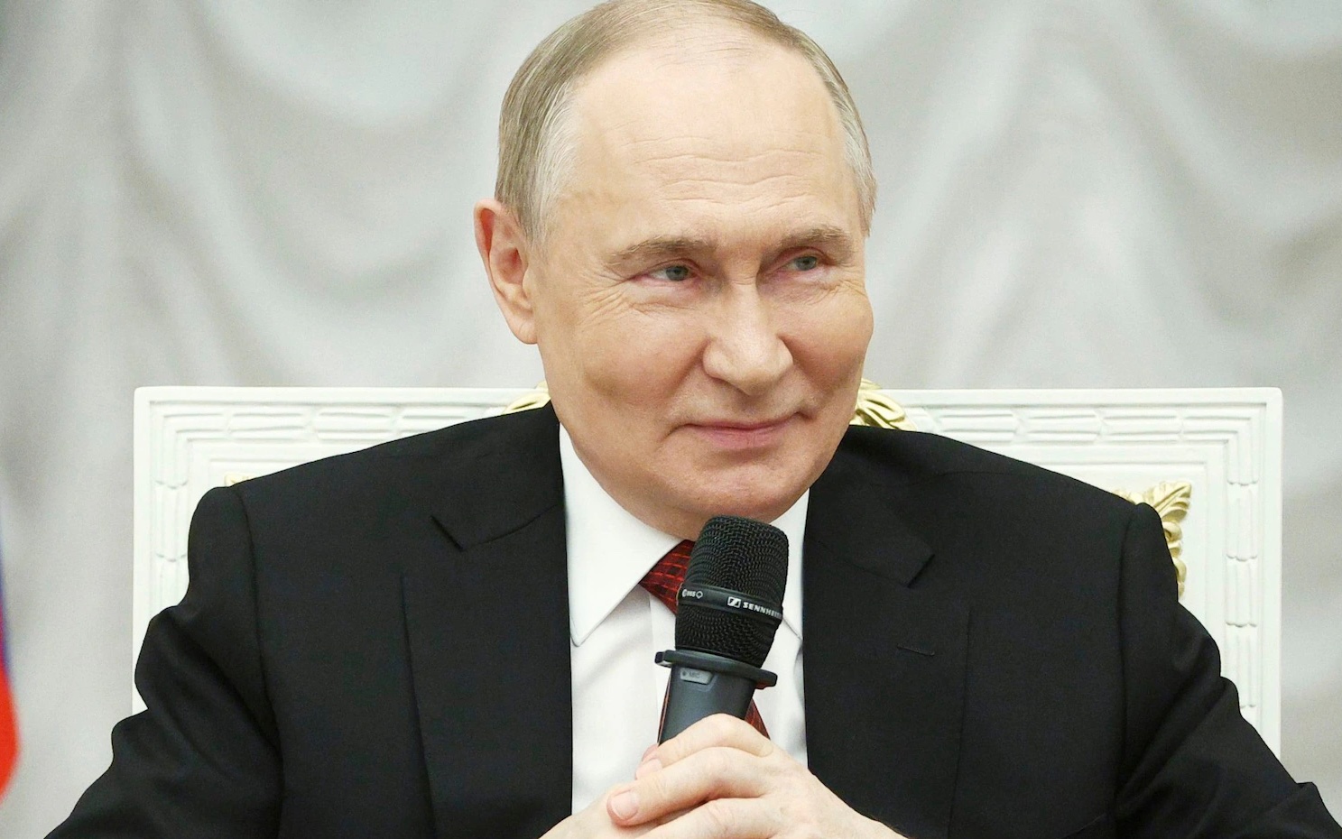 US halts Ukraine military aid; Hegseth urges negotiated peace