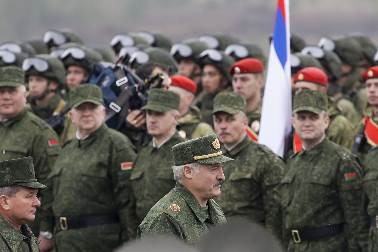 Belarusian cities bombing scenario imminent