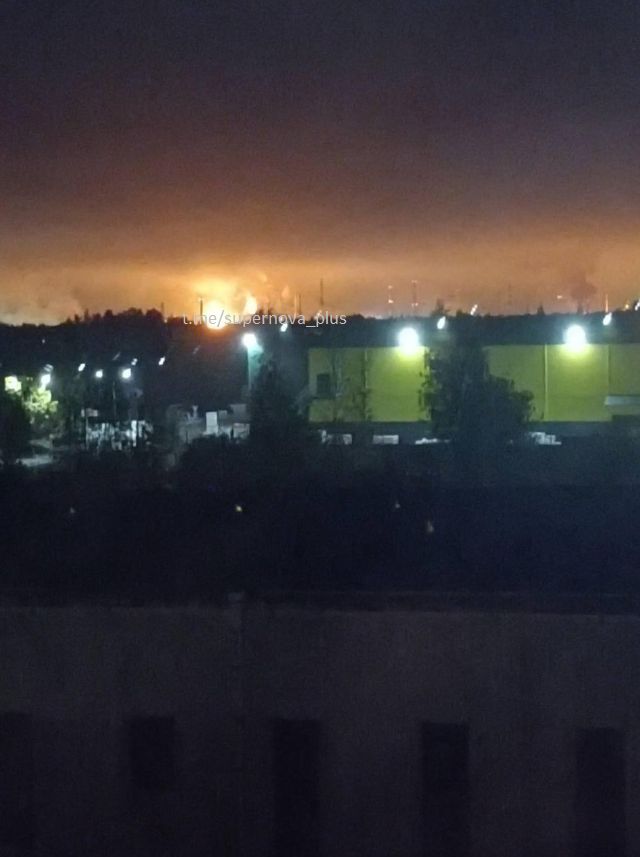 KINEF refinery targeted by drones, blaze extinguished, governor claims 7 shot down